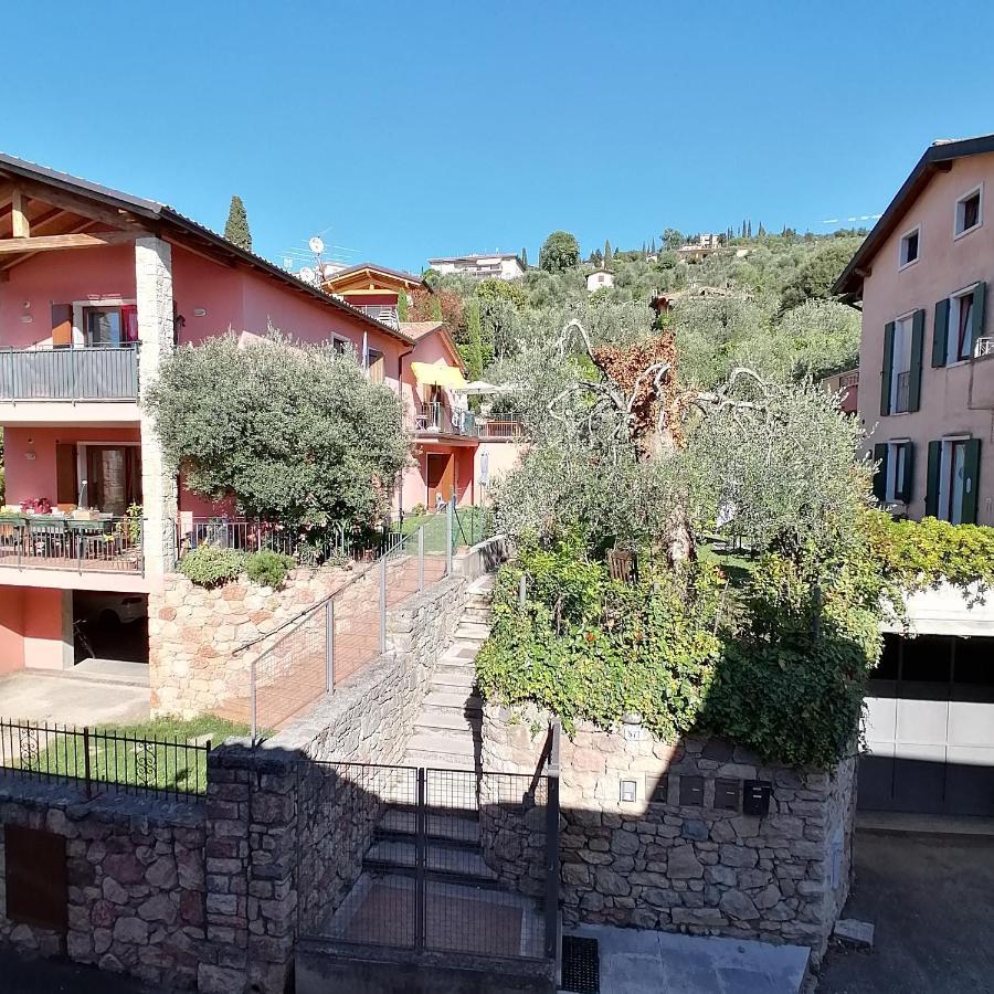 New Marina Apartments Torri Del Benaco Exterior foto